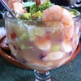 Cóctel de Mariscos de Camarón y Pulpo (Shrimp & Octopus Seafood Cocktail)
